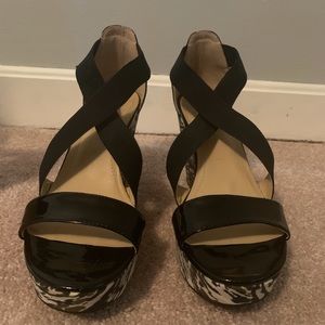 BCBGeneration Strappy Wedge, size 10
